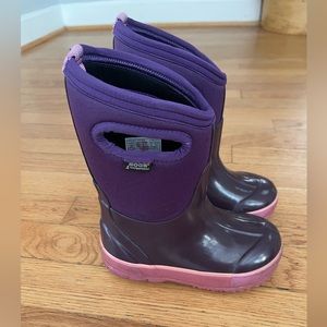 BOGS Toddler Size 9 Purple Pull On Winter Waterproof Pull On Boots